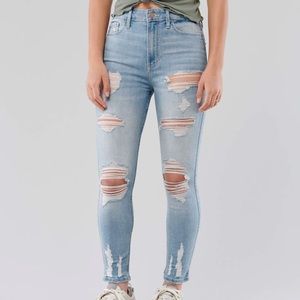 NEW Hollister jeans